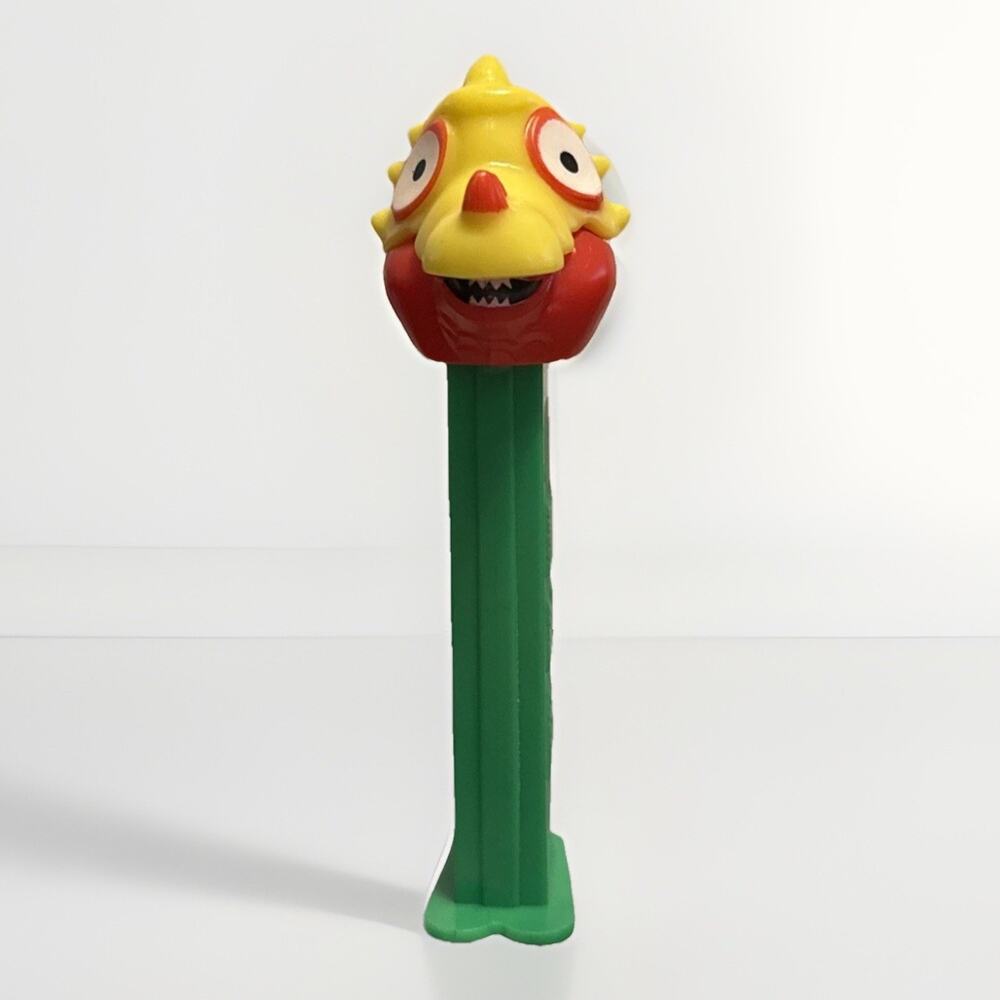 Vintage 90s 1993 PEZ Dragon Dispenser Footed Made in Hungary Yellow Red Green